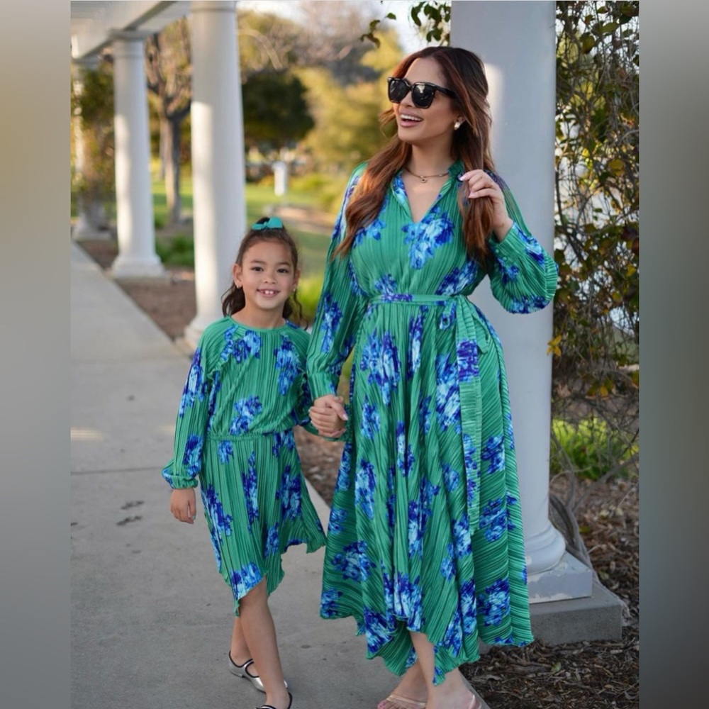 Maxi dress worn once: women size S | girl size 7